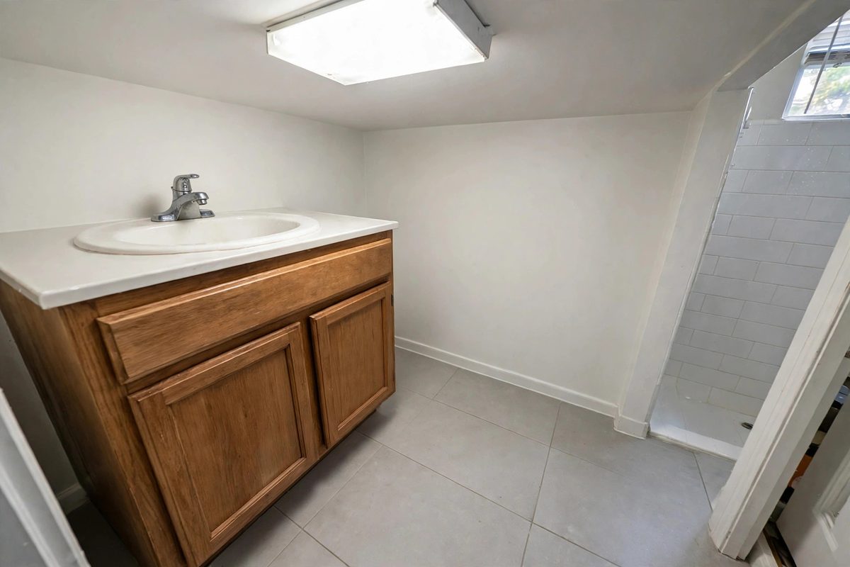 Burst Pipe Water Damage after Naples FL illustrative example